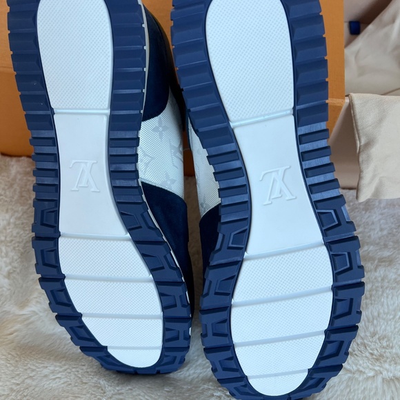 Brand new men’s Louis Vuitton sneakers main image 7